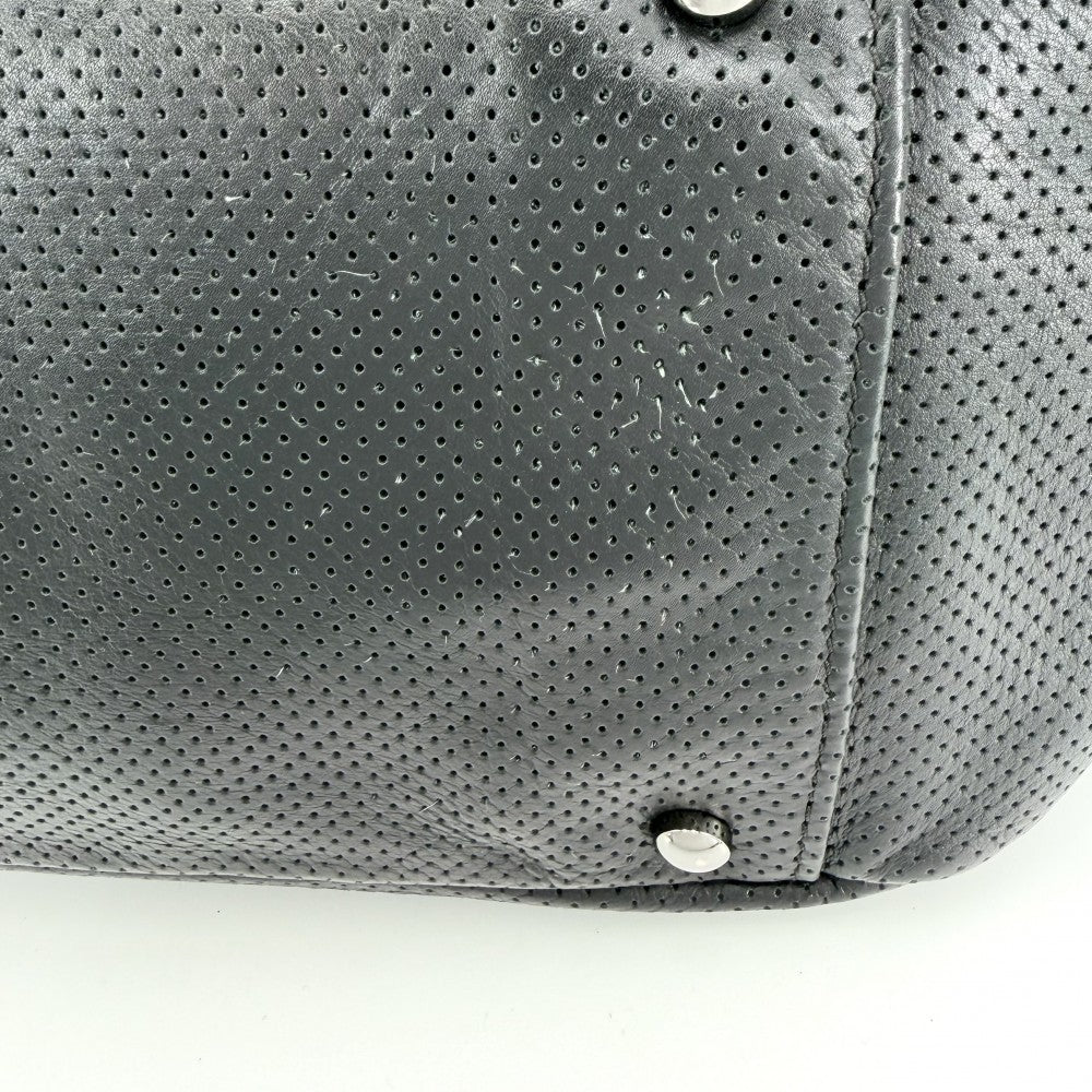 CHANEL シャネル ショルダーバッグ パンチングメッシュ チェーンショルダー ハンドバッグ ココマーク ココ 鞄 かばん レザー ブラック 黒 シルバー金具 レディース【中古品】