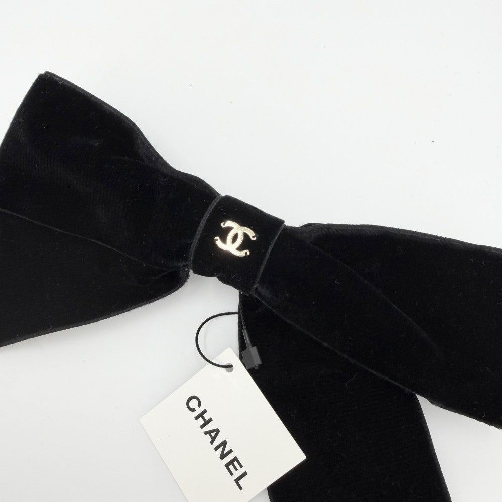 【開店SALE】 CHANEL シャネル ヘアアクセサリー リボン バレッタ 髪飾り ベルベット ココマーク ファッションアイテム ベロア 22B ブラック 黒 シルバー金具 レディース 2022年【中古品】