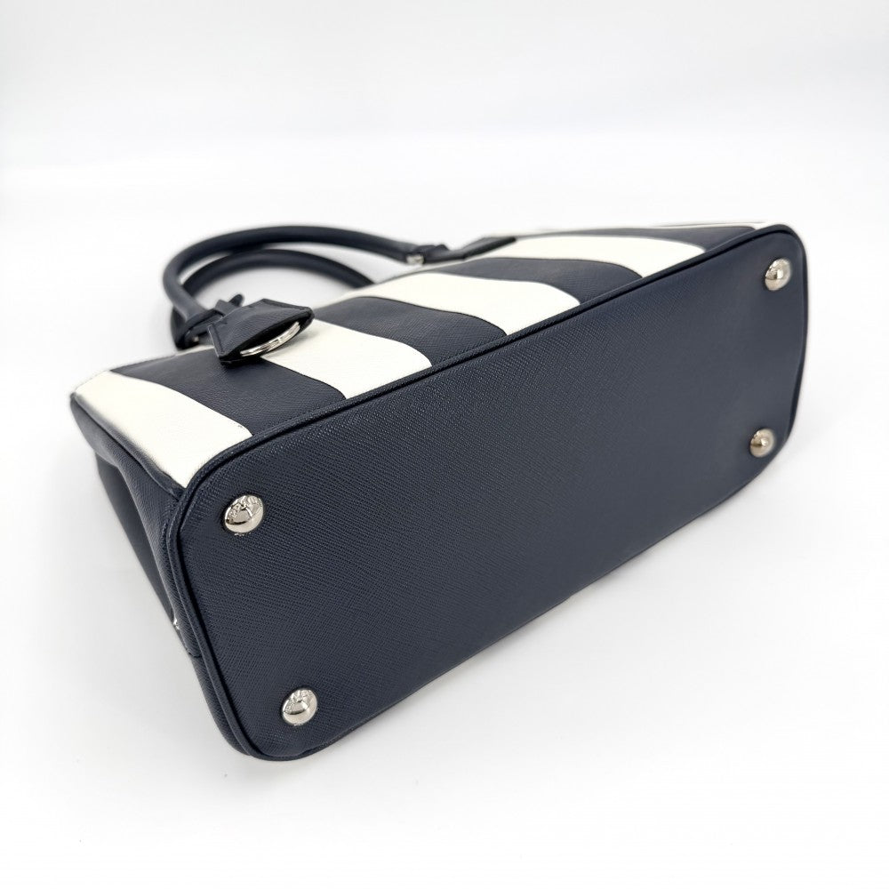 PRADA プラダ 2WAY トライアングルロゴ ガレリア ミディアム ハンドバッグ ショルダーバッグ ストライプ 1BA863 レザー ネイビー 紺 ホワイト 白 シルバー金具 レディース【中古品】