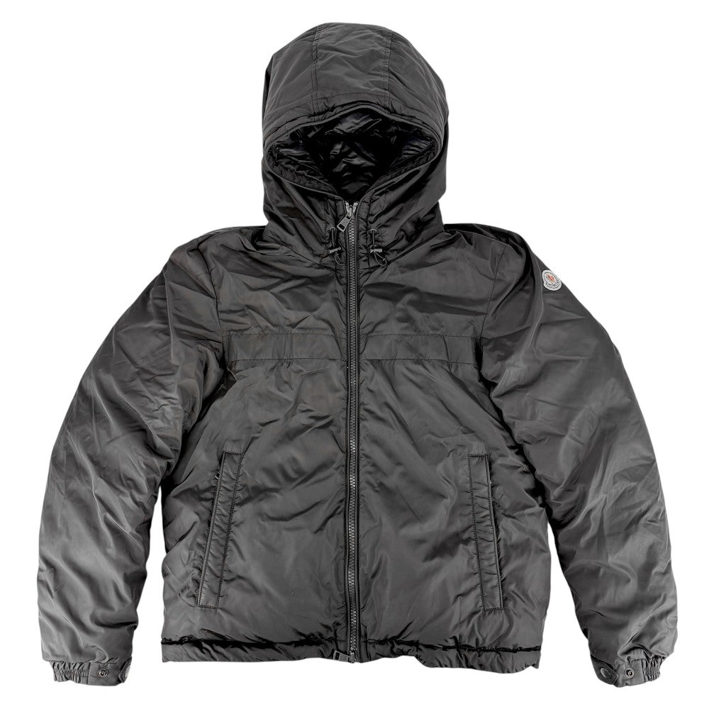 MONCLER モンクレール ダウンジャケット MONTVERNIER アウター アパレル 2サイズ 服 ブラック 黒 ブラック金具 冬 ナイロン メンズ【中古品】