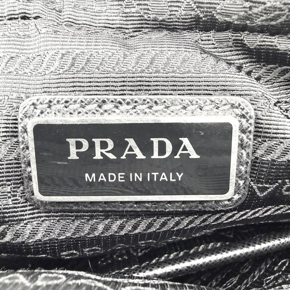 PRADA プラダ ショルダーバッグ トライアングルロゴ メンズ レディース 男女兼用 2VH112 ナイロン ブラック 黒 シルバー金具 ユニセックス【中古品】