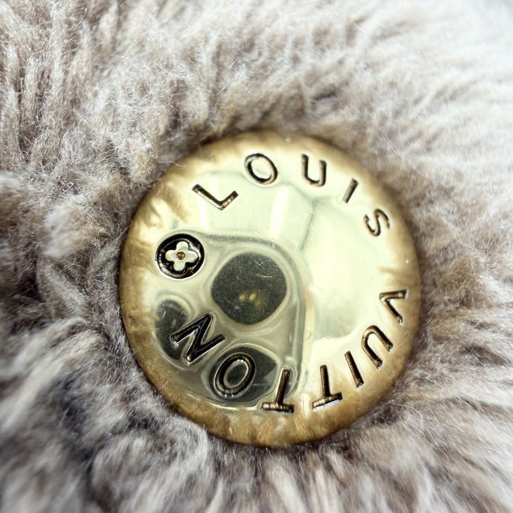 【開店SALE】 LOUIS VUITTON ルイヴィトン キーホルダー バッグチャーム・LVルイベア ぬいぐるみ インテリア 小物 M03176 フェイクファー レザー ブラウン 茶 ゴールド金具 レディース【中古品】
