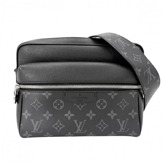 LOUIS VUITTON ルイヴィトン ショルダーバッグ タイガラマ アウトドアメッセンジャーPM モノグラムエクリプス M30233 ブラック 黒 シルバー金具 メンズ【中古品】