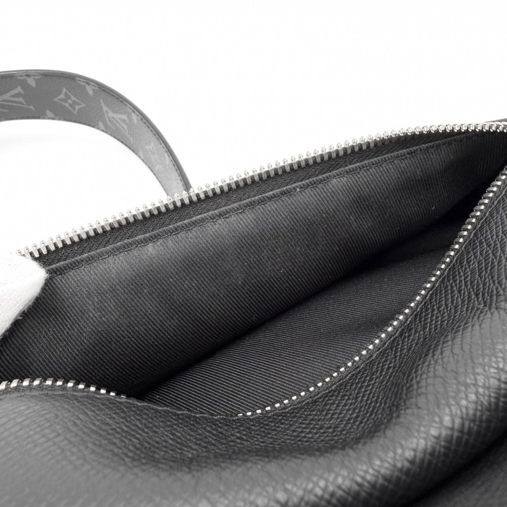 LOUIS VUITTON ルイヴィトン ショルダーバッグ タイガラマ アウトドアメッセンジャーPM モノグラムエクリプス M30233 ブラック 黒 シルバー金具 メンズ【中古品】