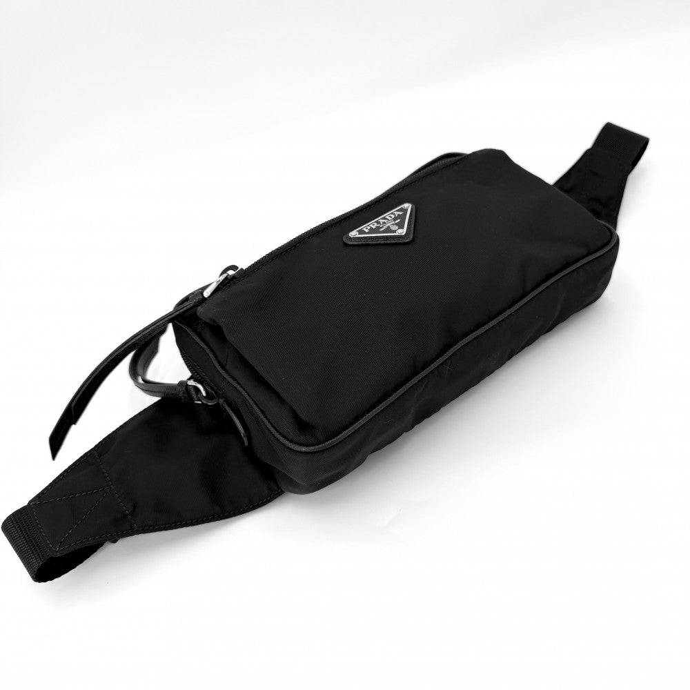 PRADA プラダ ボディバッグ ウエストバッグ トライアングルロゴ Re-Nylon ナイロン レザー ブラック 黒 シルバー金具 ユニセックス【中古品】