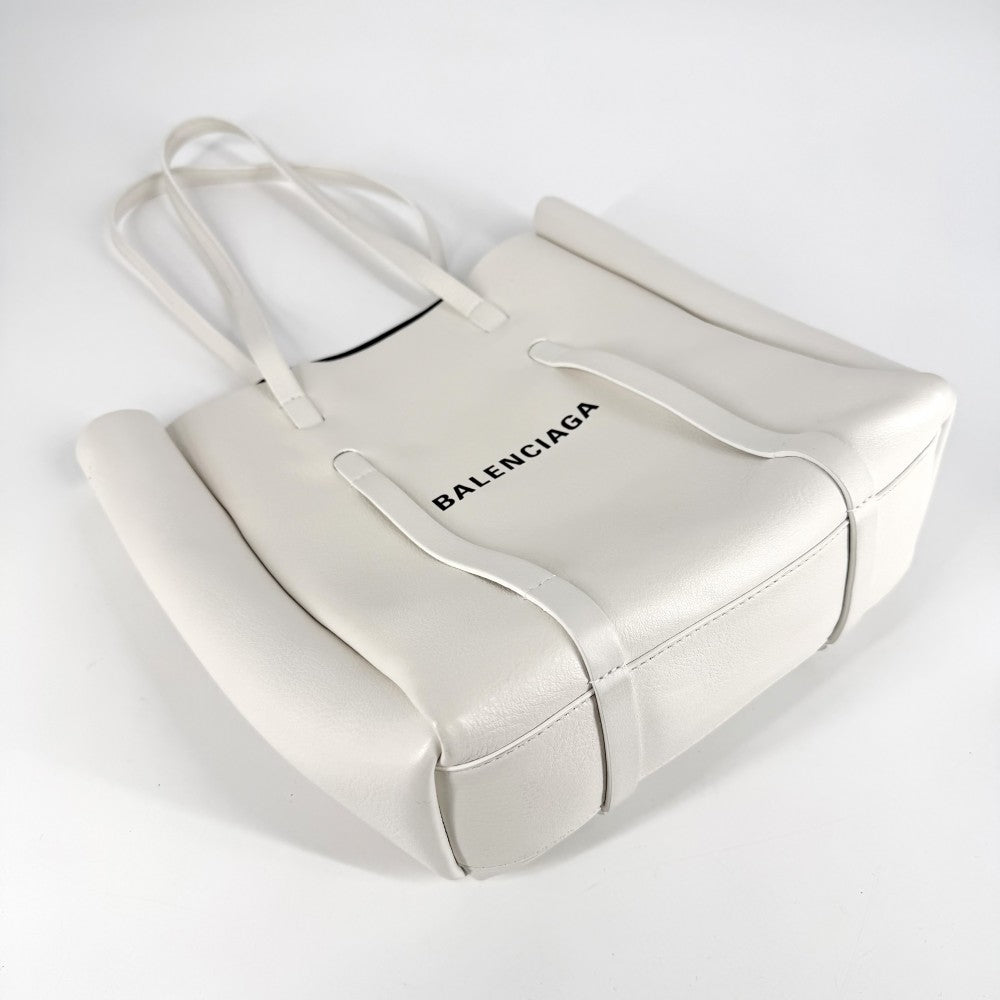 【開店SALE】 BALENCIAGA バレンシアガ 2WAY エブリデイトートXS ポーチ付き ハンドバッグ ショルダーバッグ 489813 レザー ホワイト 白 シルバー金具 レディース【中古品】