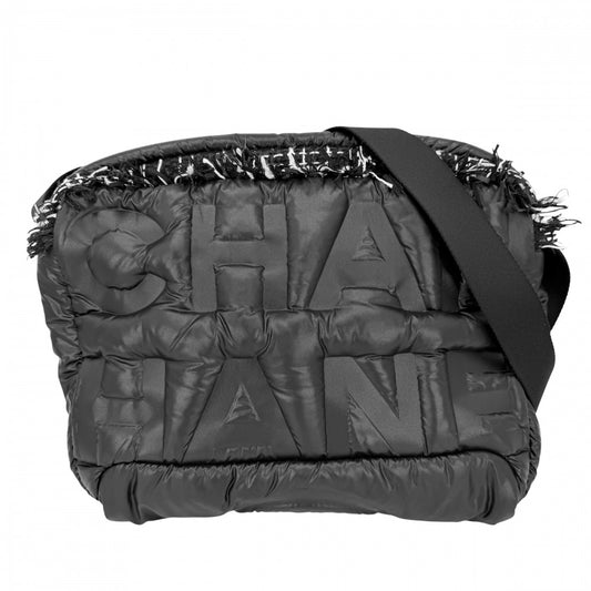 CHANEL シャネル ショルダーバッグ ココネージュ ツイード ロゴ ナイロン ブラック 黒 シルバー金具 レディース【中古品】