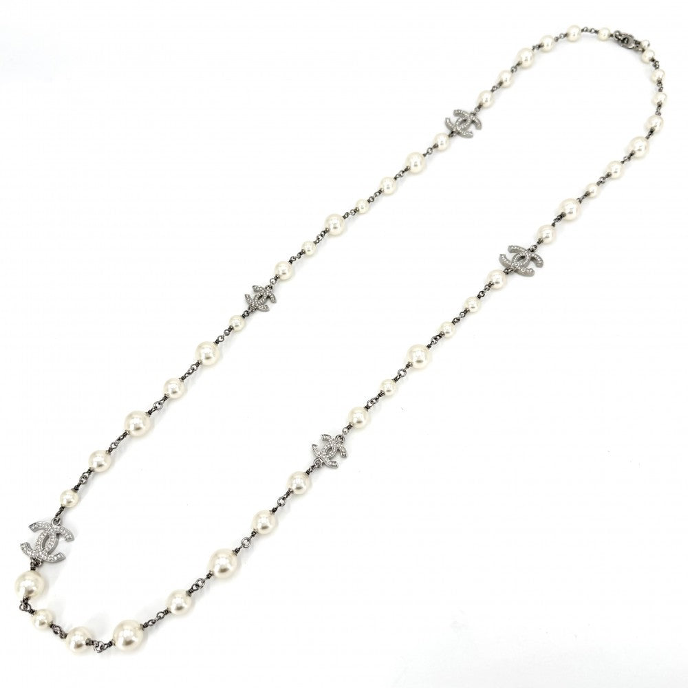 CHANEL シャネル ネックレス ココマーク ロングネックレス アクセサリー フェイクパール ラインストーン A23V ホワイト 白 シルバー レディース 約91.4g 2023年【中古品】