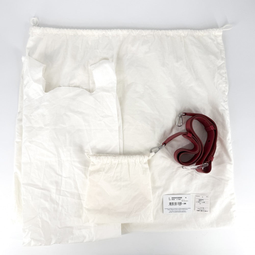 MARTIN MARGIELA マルタンマルジェラ 2WAY グラム スラム クロスボディバッグ クラッチ MARTIN MARGIELA メゾンマルジェラ S56WG0086 レザー レッド 赤 シルバー金具 レディース【中古品】