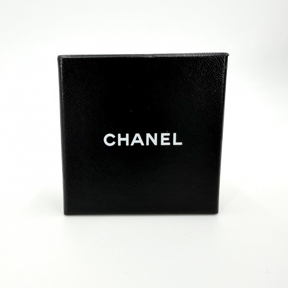 CHANEL シャネル ブローチ ココマーク 国旗 アクセサリー ヴィンテージ ハート 03A ホワイト 白 ブルー 青 レディース 約3.7(1個あたり)g 2003年【中古品】