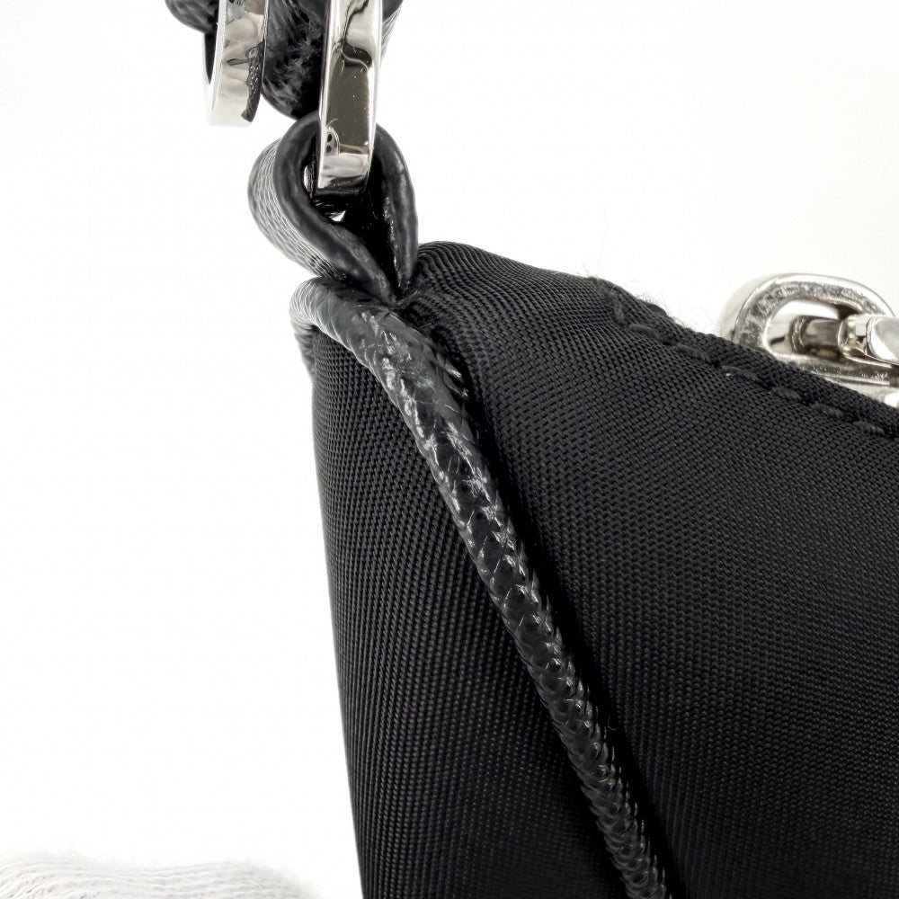 PRADA プラダ ハンドバッグ Re-Edition2005 Re-Nylon トライアングルロゴ 1N204M ナイロン ブラック 黒 シルバー金具 レディース【中古品】