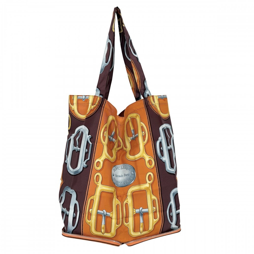 HERMES エルメス トートバッグ シルキーポップ エコバッグ 折りたたみバッグ BOVCLERIE D'ATTELAGE アトラージュのバックル シルク レザー オレンジ ブラウン 茶 シルバー金具 レディース【中古品】