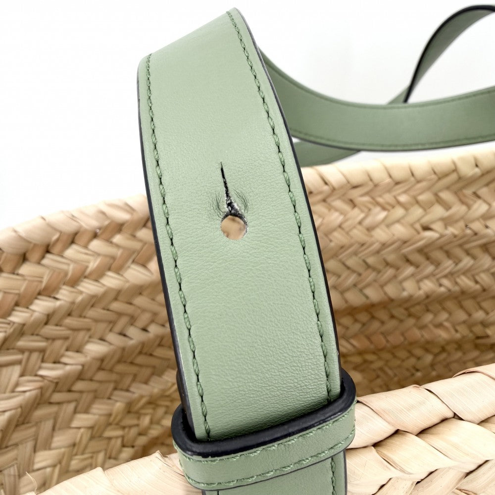LOEWE ロエベ ハンドバッグ アナグラム バスケットバッグ バスケットバッグ かごバッグ ミディアム パームリーフ カーフレザー ベージュ グリーン 緑 シルバー金具 レディース【中古品】