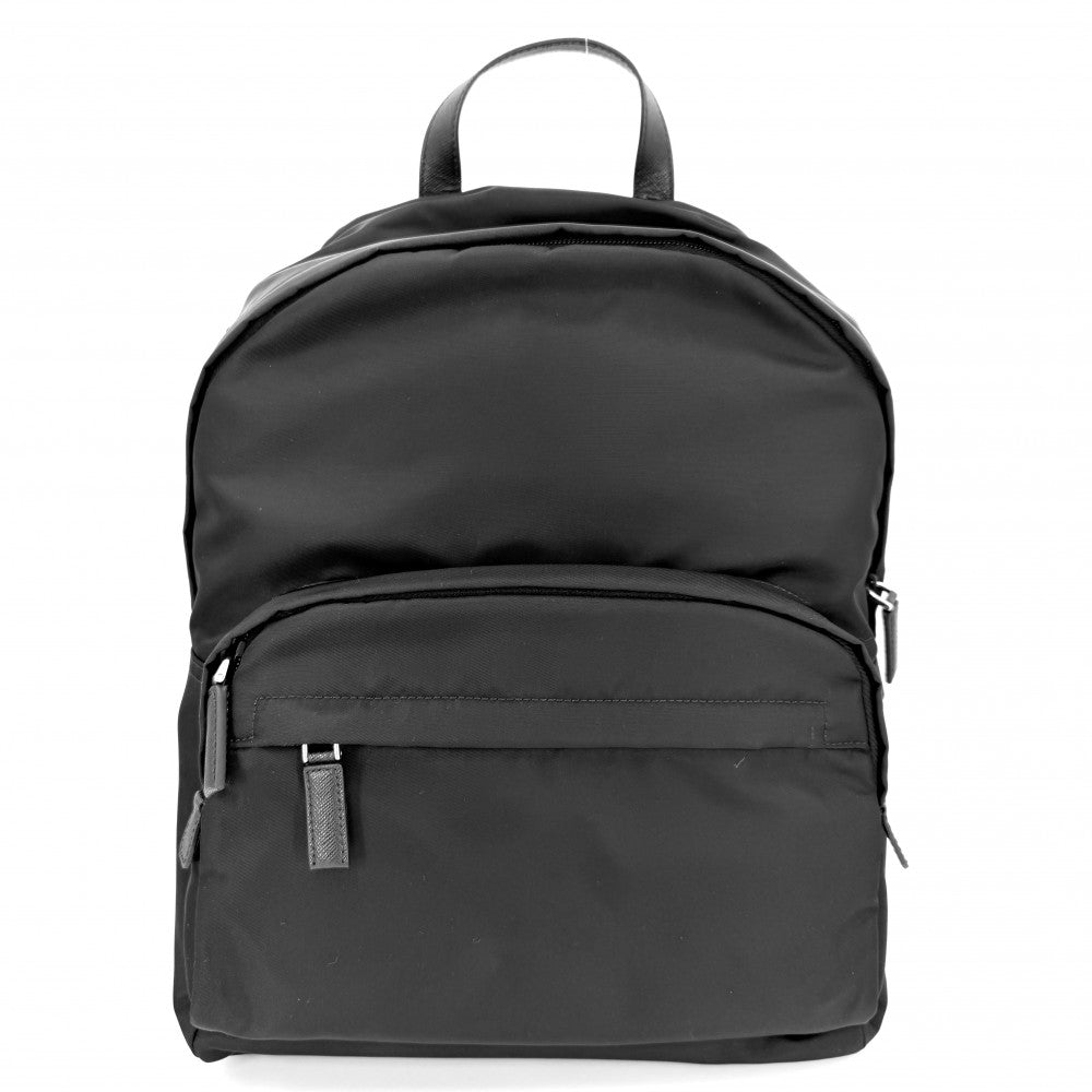 PRADA プラダ リュック トライアングルロゴ バックパック メンズ レディース 2VZ066 ナイロン ブラック 黒 シルバー金具 ユニセックス【中古品】