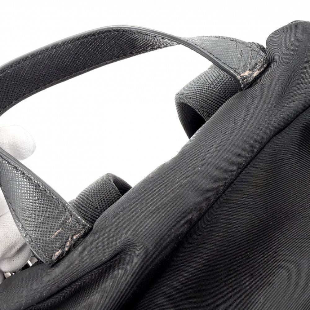 PRADA プラダ リュック トライアングルロゴ バックパック メンズ レディース 2VZ066 ナイロン ブラック 黒 シルバー金具 ユニセックス【中古品】