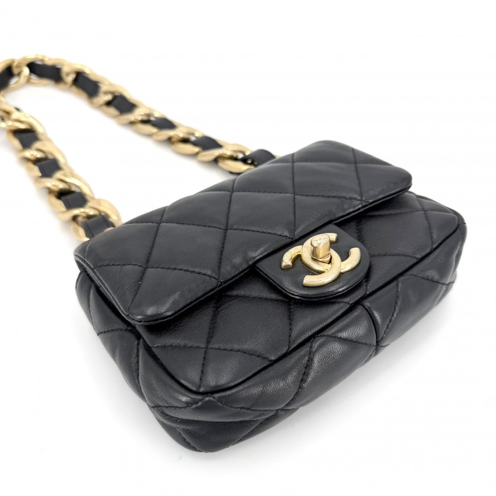 CHANEL シャネル ショルダーバッグ マトラッセ ココマーク チェーン スクエア ミニバッグ ラムスキン ブラック 黒 ゴールド金具 レディース【中古品】