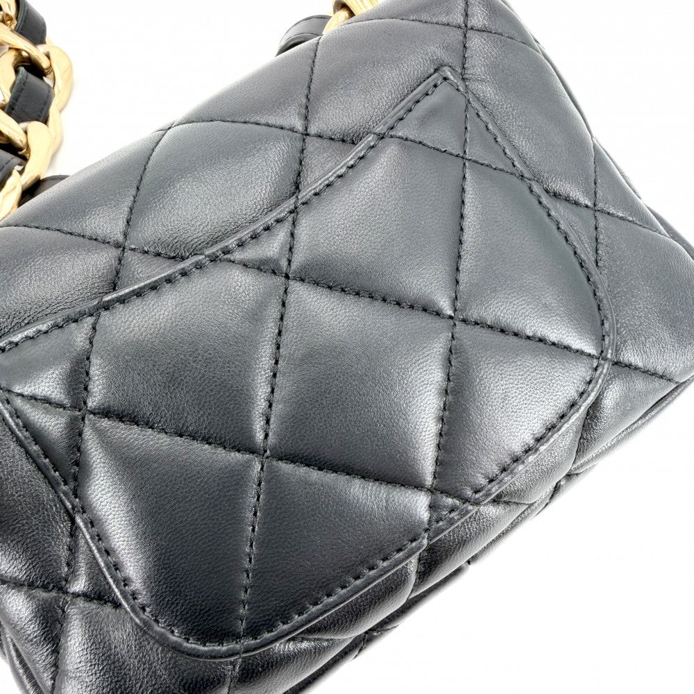 CHANEL シャネル ショルダーバッグ マトラッセ ココマーク チェーン スクエア ミニバッグ ラムスキン ブラック 黒 ゴールド金具 レディース【中古品】