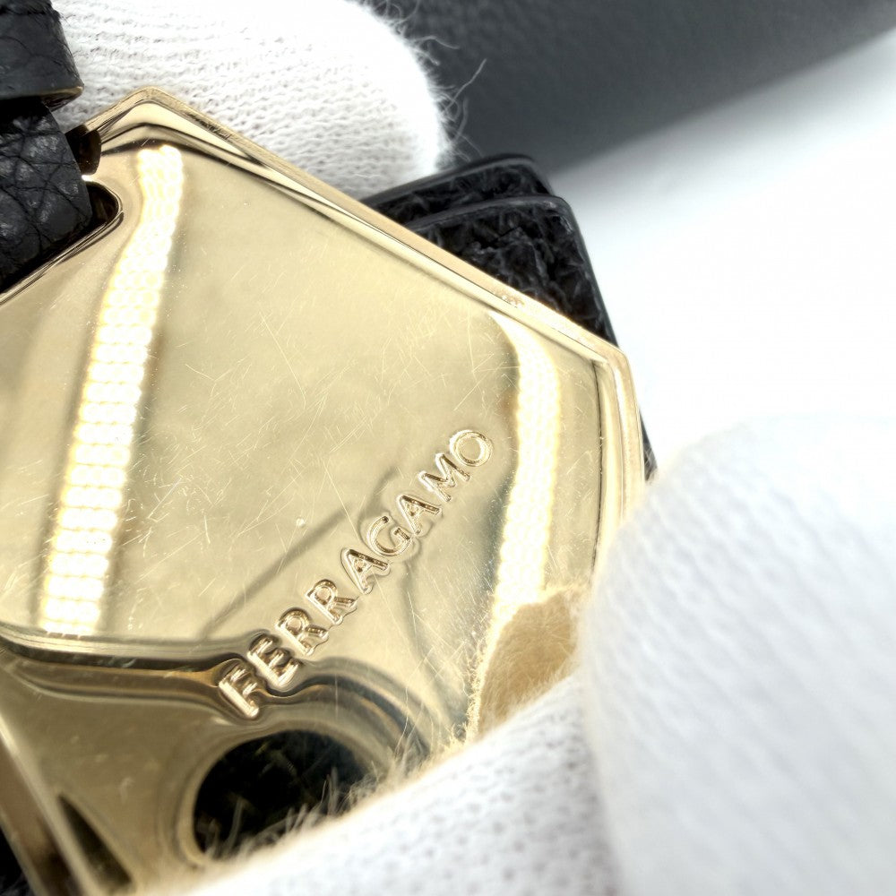 Salvatore Ferragamo サルヴァトーレフェラガモ ハンドバッグ イーストウエスト トートバッグ レザー ブラック 黒 ゴールド金具 レディース【中古品】