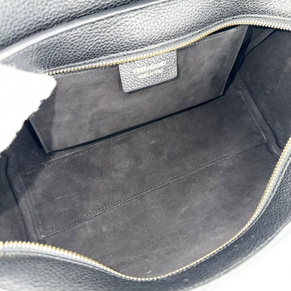 Salvatore Ferragamo サルヴァトーレフェラガモ ハンドバッグ イーストウエスト トートバッグ レザー ブラック 黒 ゴールド金具 レディース【中古品】