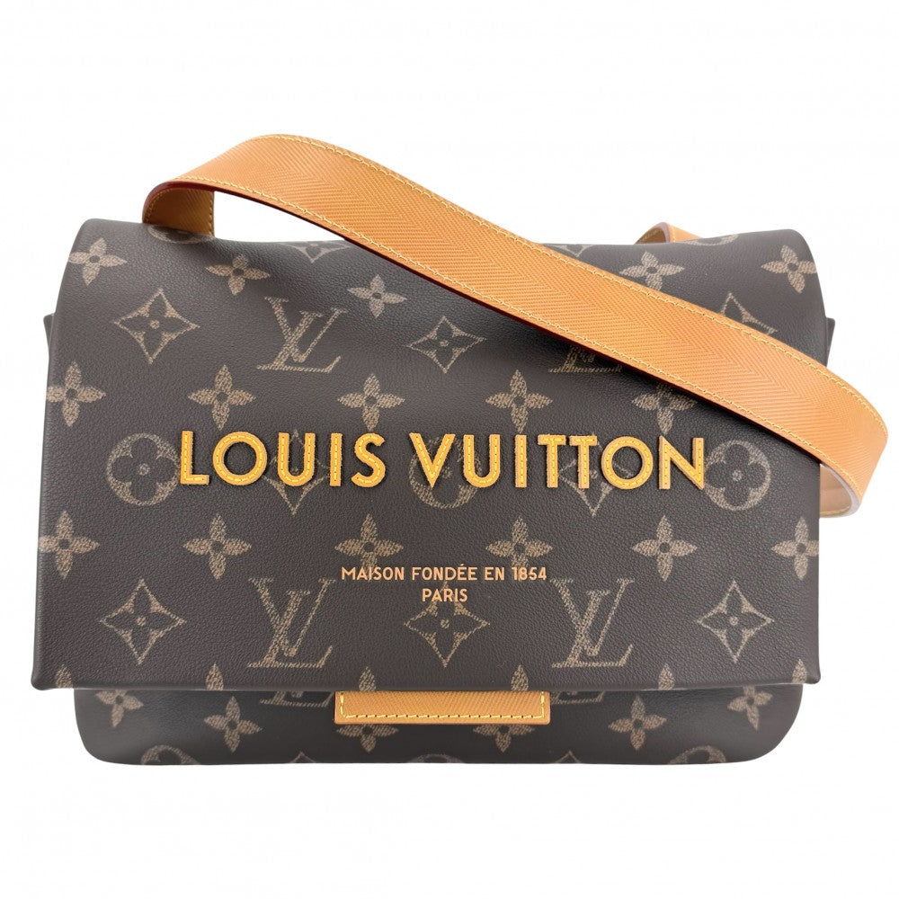 LOUIS VUITTON ルイヴィトン ショルダーバッグ モノグラム テイクアウト・メッセンジャー M28113 モノグラムキャンバス ブラウン 茶 ゴールド金具 メンズ【中古品】