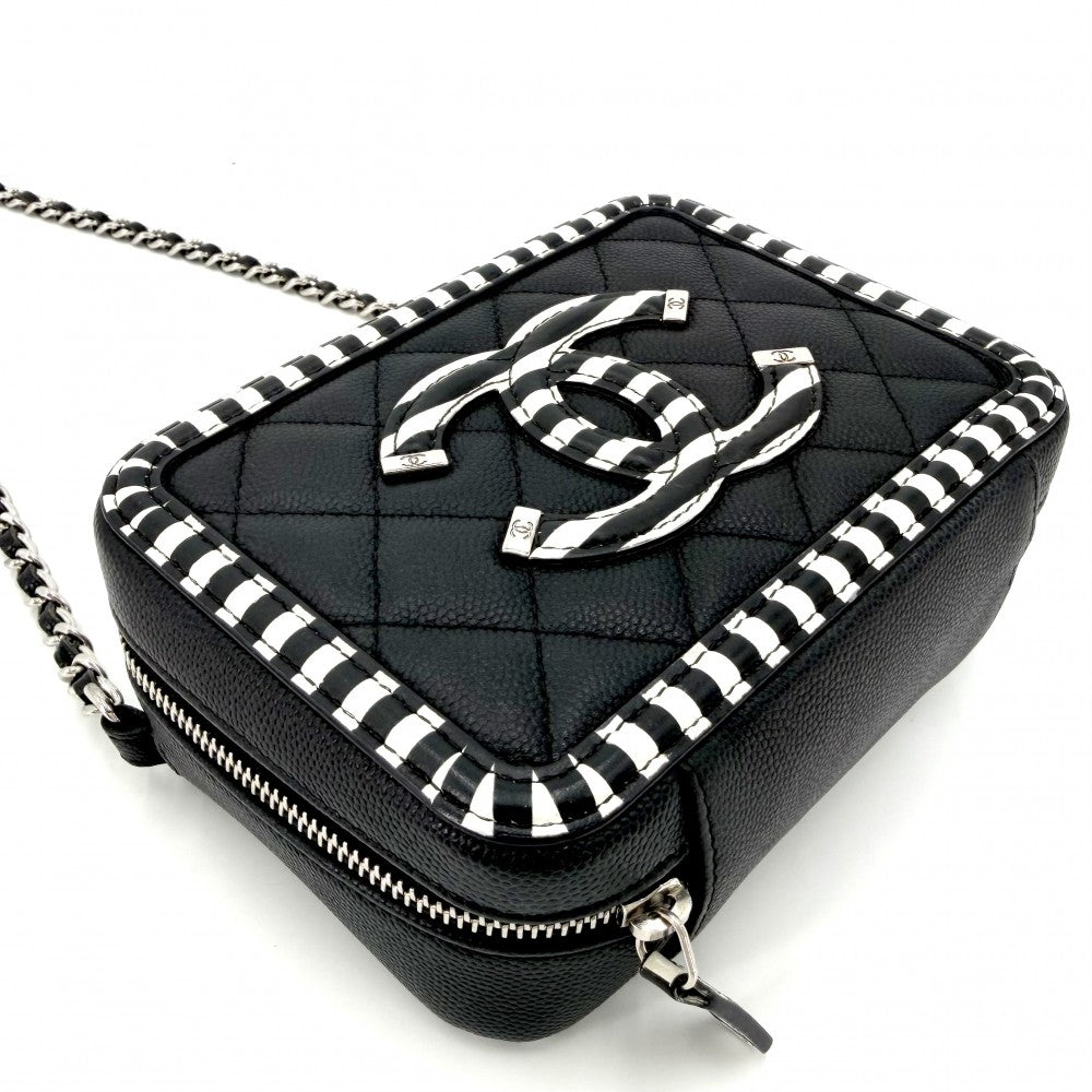 CHANEL シャネル ショルダーバッグ マトラッセ CCフィリグリー ミニ ストライプ チェーン スクエア キャビアスキン ブラック 黒 ゴールド金具 レディース【中古品】