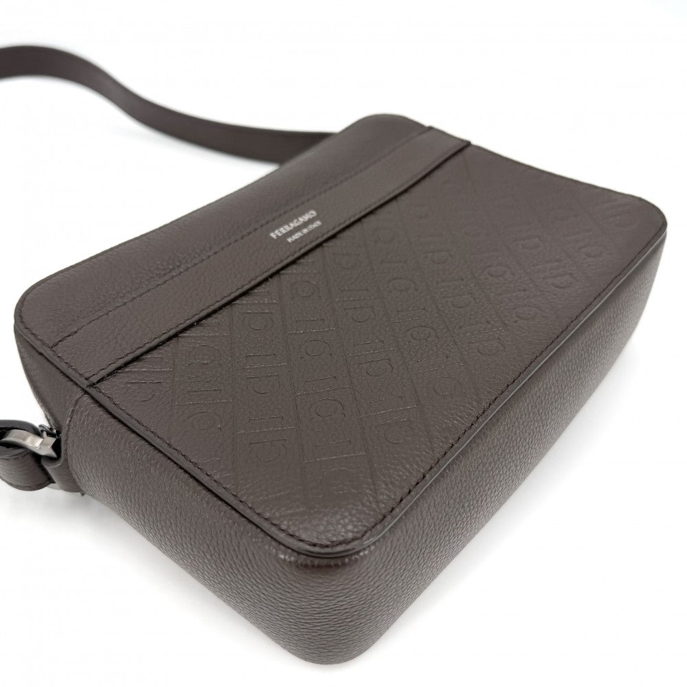 Salvatore Ferragamo サルヴァトーレフェラガモ 2WAY モノグラム ショルダーバッグ クラッチバッグ レザー ブラウン 茶 マットシルバー金具 メンズ【中古品】