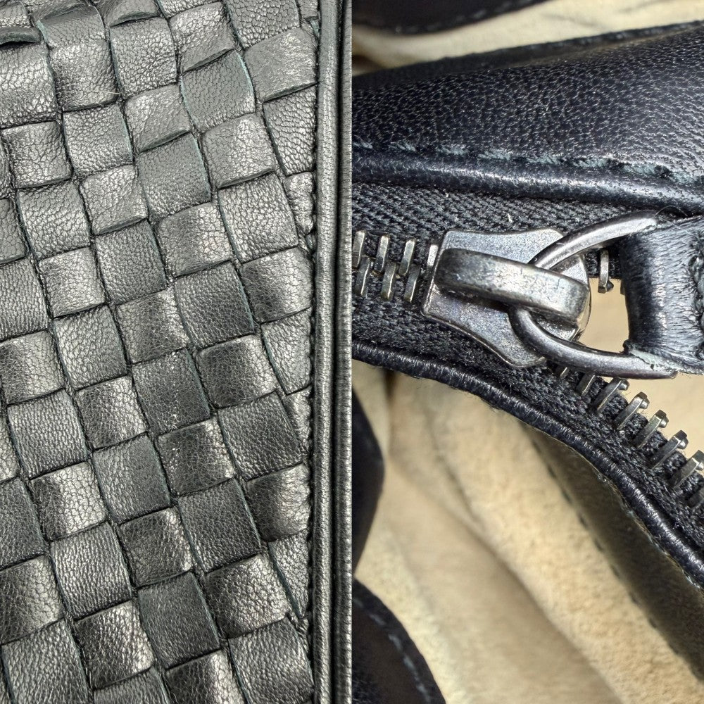 BOTTEGAVENETA ボッテガヴェネタ ハンドバッグ イントレチャート ワンハンドル レザー ブラック 黒 ブラック金具 ユニセックス【中古品】