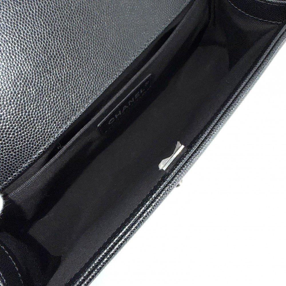 CHANEL シャネル ショルダーバッグ マトラッセ ボーイシャネル ココマーク BOY CHANEL キャビアスキン ブラック 黒 マットシルバー金具 レディース【中古品】