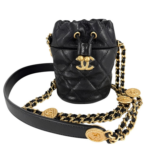 CHANEL シャネル ショルダーバッグ マトラッセ ココマーク ミニバッグ 巾着 キャビアスキン ブラック 黒 ゴールド金具 レディース【中古品】