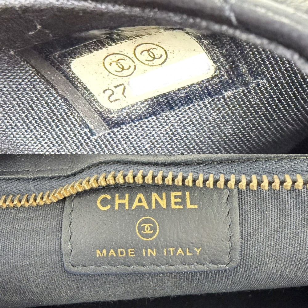 CHANEL シャネル ショルダーバッグ マトラッセ ココマーク ラムスキン ネイビー 紺 ゴールド×シルバー金具 レディース【中古品】