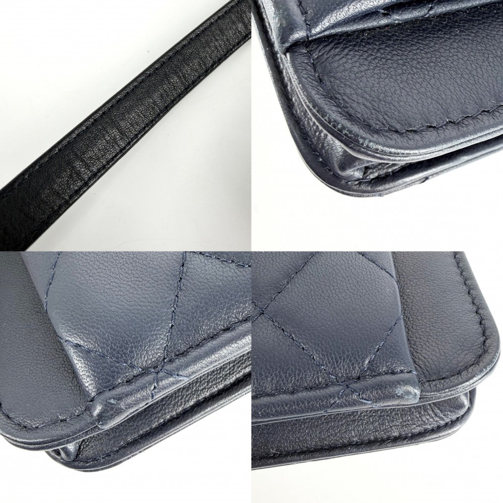 CHANEL シャネル ショルダーバッグ マトラッセ ココマーク ラムスキン ネイビー 紺 ゴールド×シルバー金具 レディース【中古品】