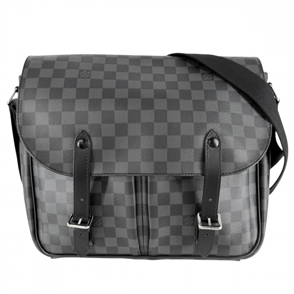 LOUIS VUITTON ルイヴィトン メッセンジャーバッグ クリストファー メッセンジャー ショルダーバッグ N41500 ダミエグラフィットキャンバス ブラック 黒 シルバー金具 メンズ【中古品】