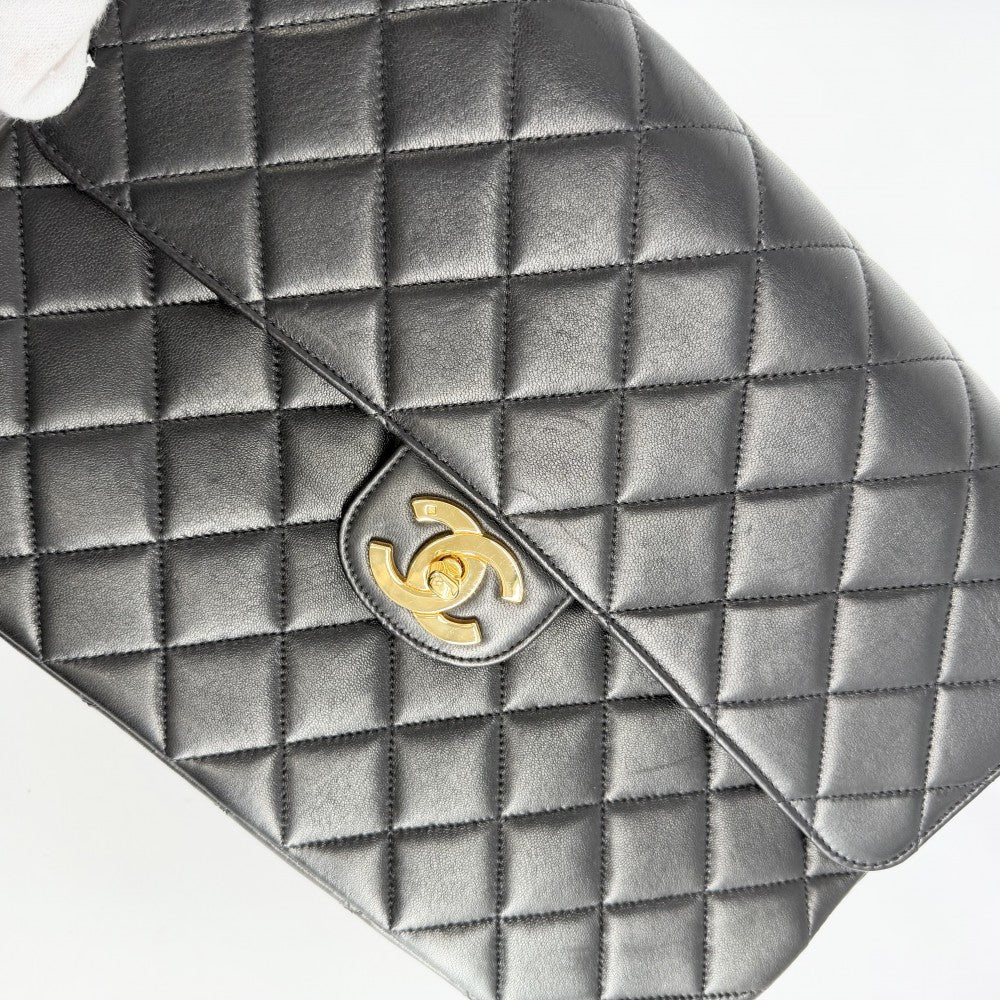 CHANEL シャネル ショルダーバッグ デカマトラッセ ココマーク ダブルチェーン ターンロック ラムスキン ブラック 黒 ゴールド金具 レディース【中古品】