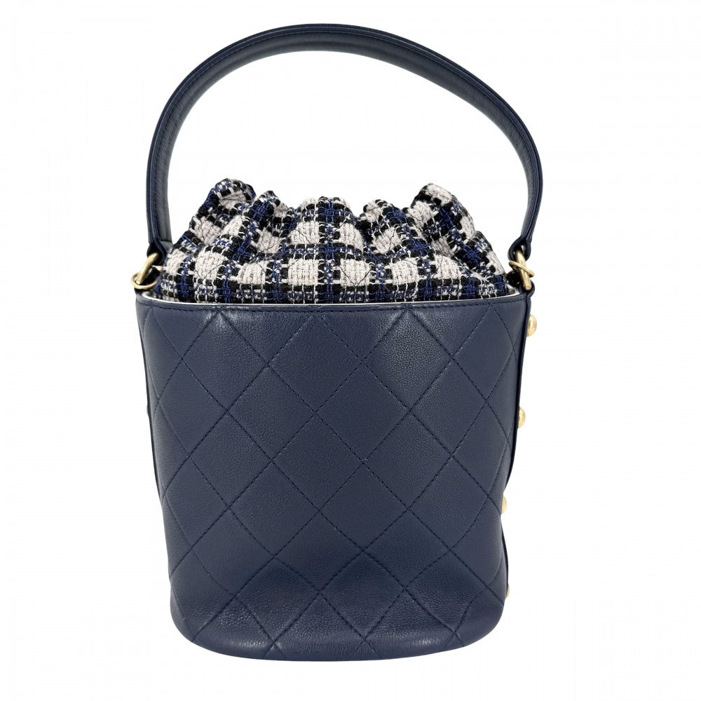 CHANEL シャネル ショルダーバッグ ココマーク マトラッセ バケットバッグ ドローストリング 2WAY レザー ネイビー 紺 ゴールド金具 レディース【中古品】