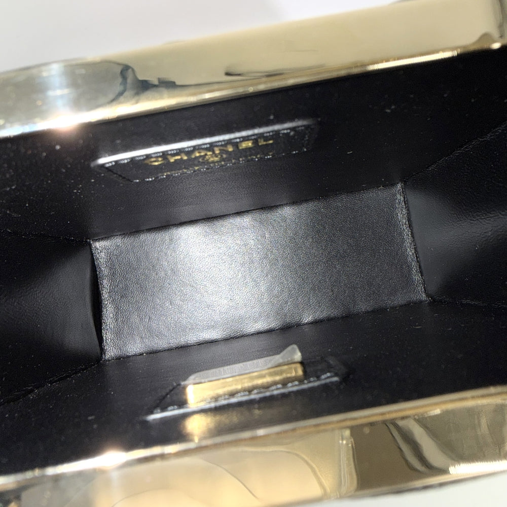 CHANEL シャネル ショルダーバッグ マトラッセ イヴニング ココマーク キャビアスキン ブラック 黒 ゴールド金具 レディース【中古品】