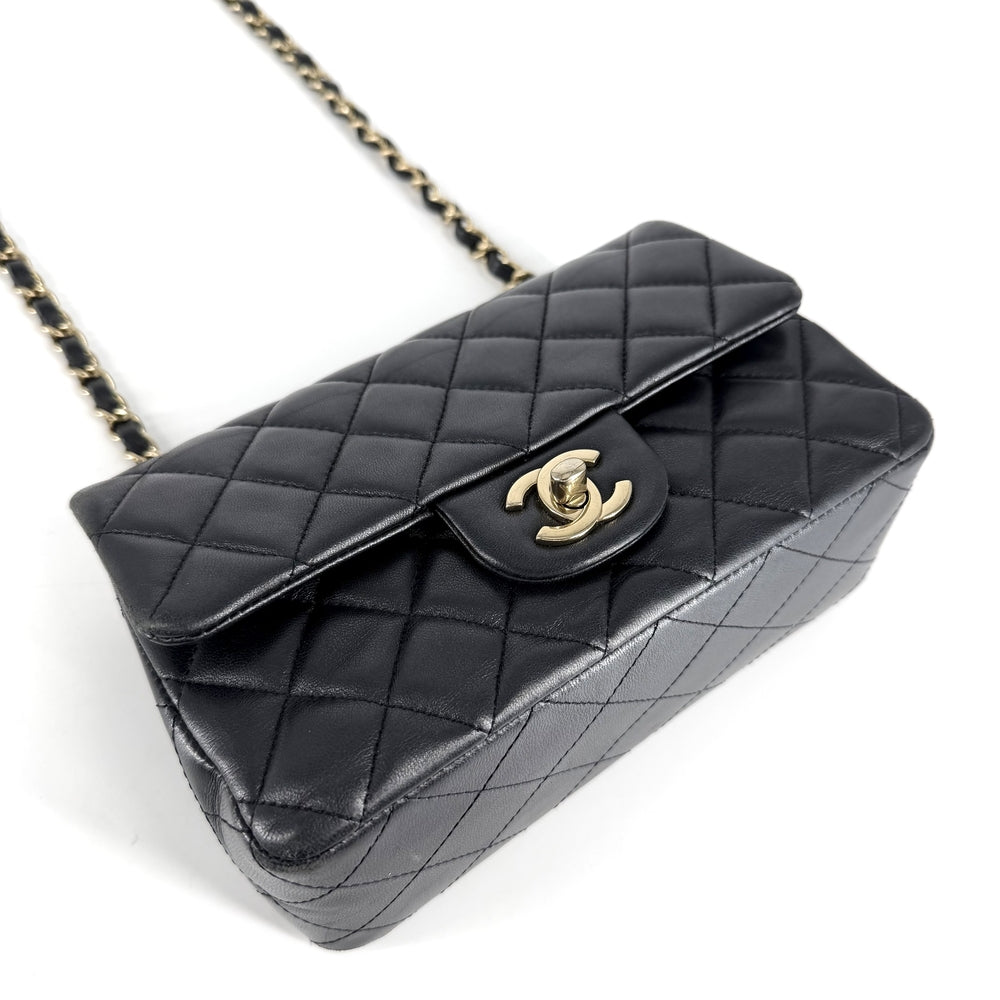 CHANEL シャネル ショルダーバッグ ミニマトラッセ ココマーク ラムスキン ブラック 黒 ゴールド金具 レディース【中古品】