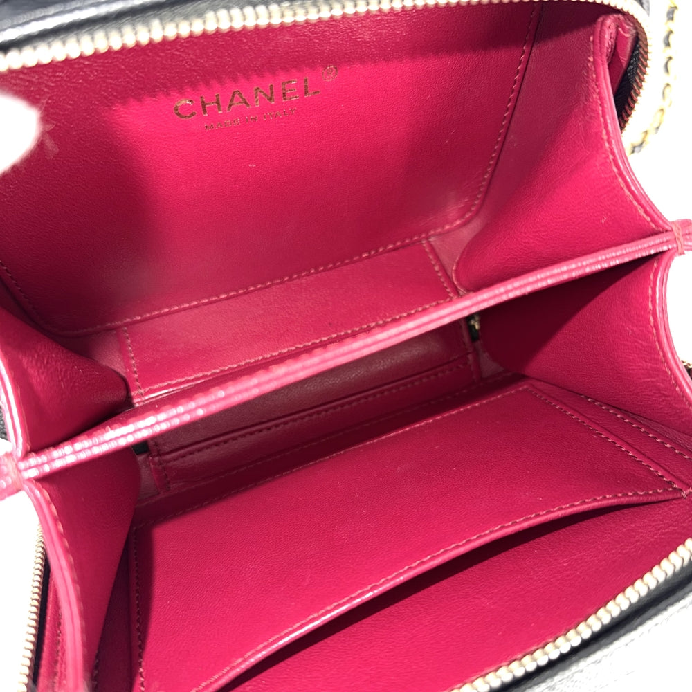 CHANEL シャネル 2WAY CCフィリグリー バニティバッグ ミニポシェット ココマーク マトラッセ ハンドバッグ ショルダーバッグ キャビアスキン ブラック 黒 ゴールド金具 レディース【中古品】