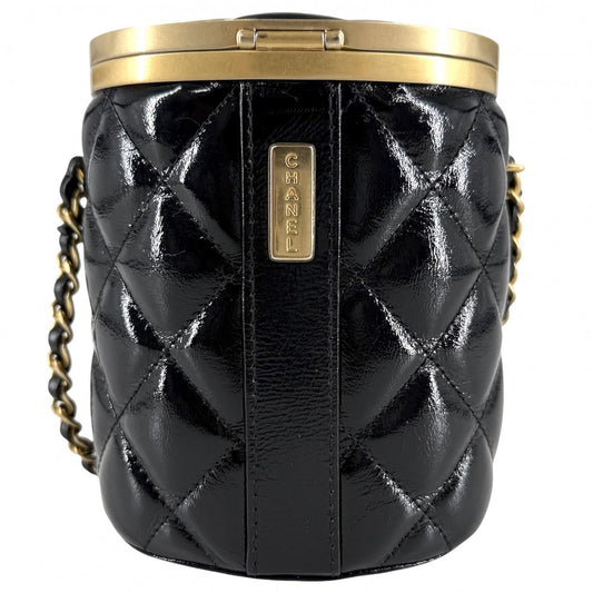 CHANEL シャネル ショルダーバッグ マトラッセ ココマーク 小さめ ポシェット レザー ブラック 黒 ゴールド金具 レディース【中古品】