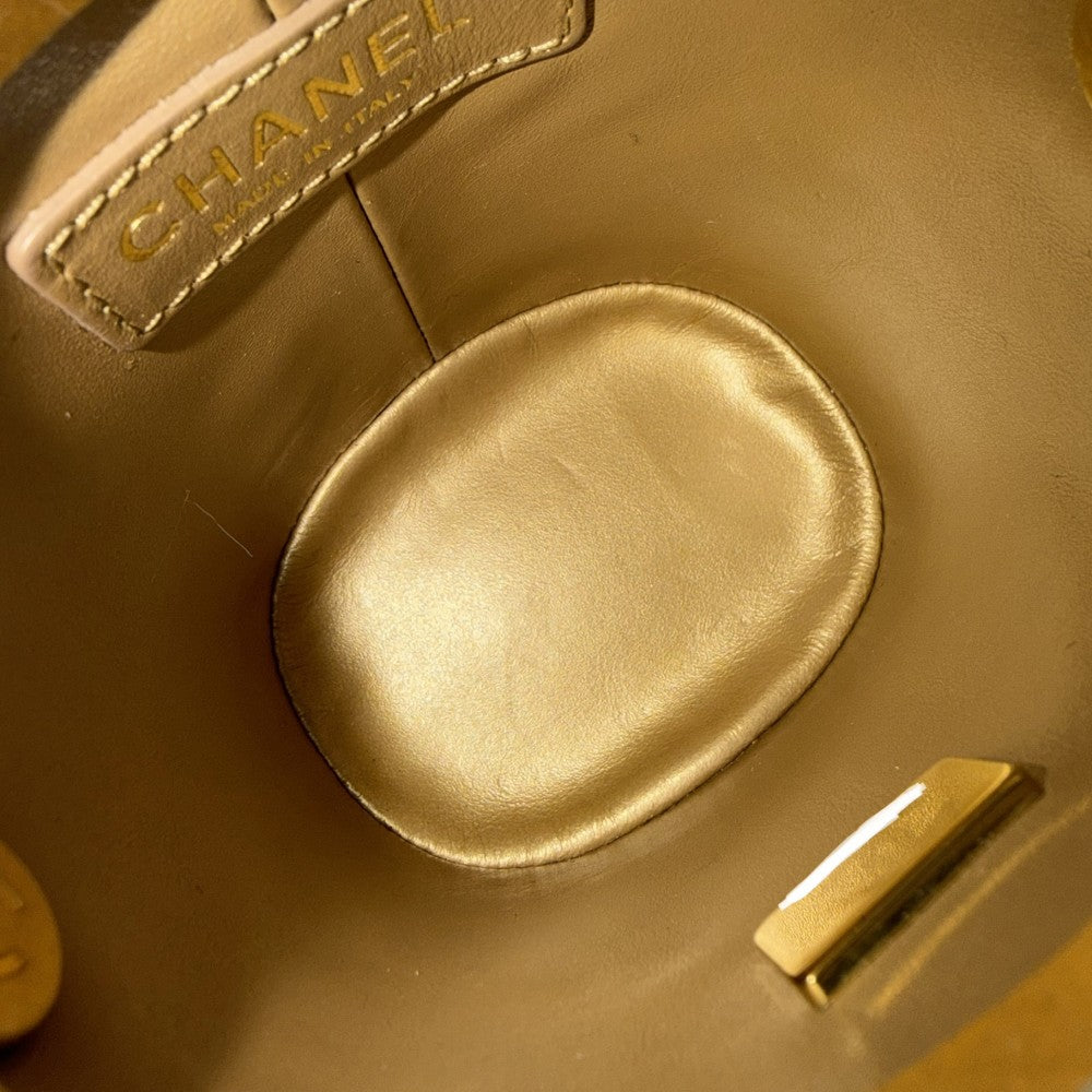 CHANEL シャネル ショルダーバッグ マトラッセ ココマーク 小さめ ポシェット レザー ブラック 黒 ゴールド金具 レディース【中古品】
