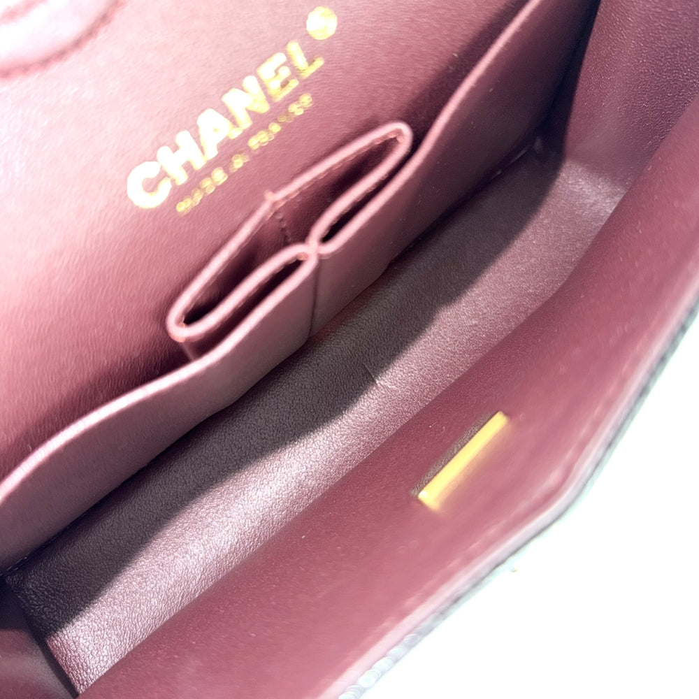 CHANEL シャネル ショルダーバッグ マトラッセ23 ダブルチェーン ダブルフラップ ココマーク ターンロック キャビアスキン ブラック 黒 ゴールド金具 レディース【中古品】