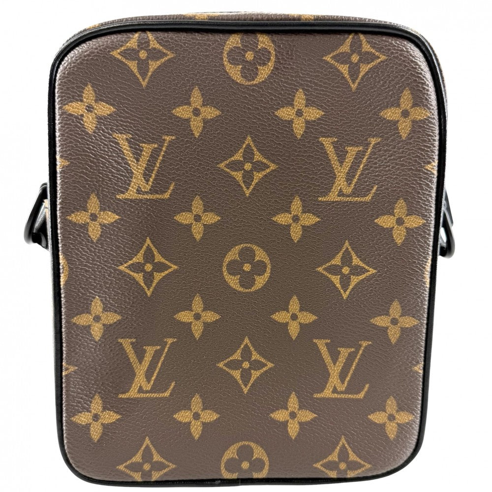 LOUIS VUITTON ルイヴィトン ショルダーバッグ クリストファーウエアラブル M69404 モノグラムマカサー ブラウン 茶 ブラック 黒 ブラック金具 メンズ【中古品】