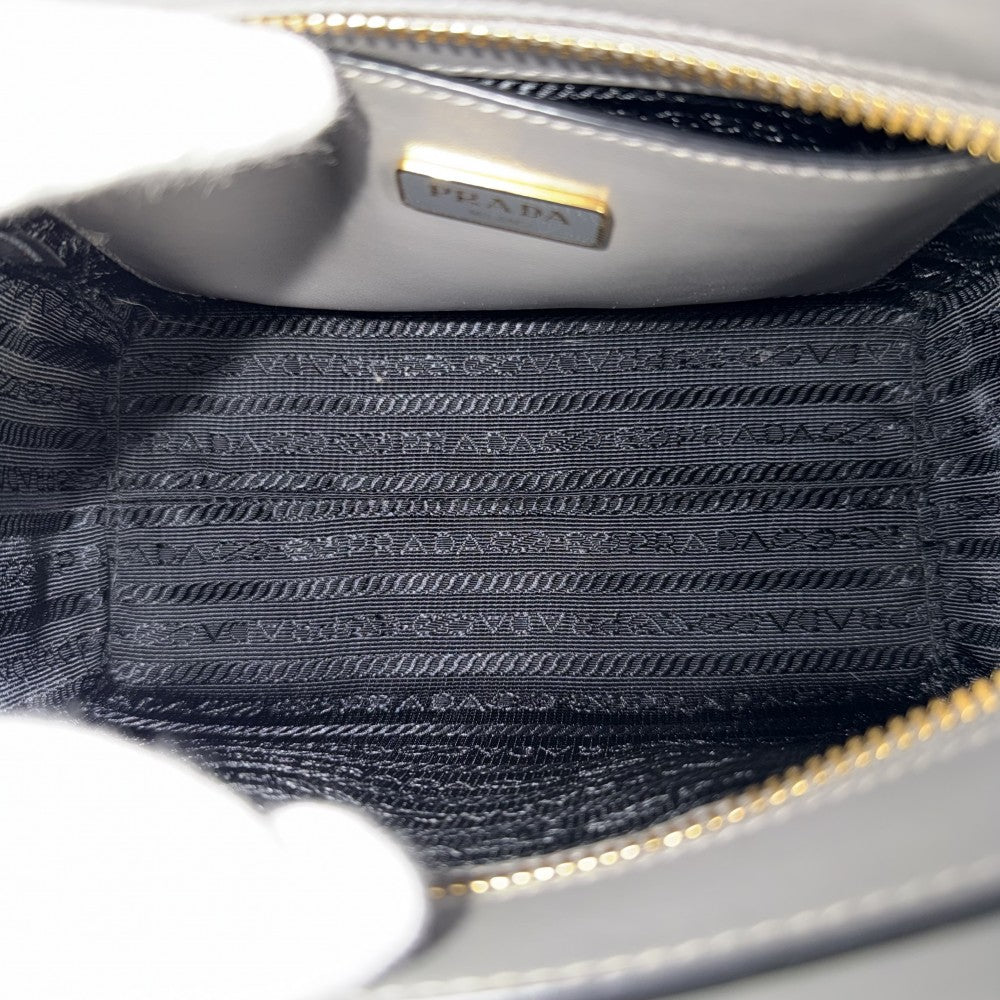 PRADA プラダ 2WAY トライアングルロゴ ハンドバッグ ショルダーバッグ 1BA380 レザー グレー ゴールド金具 レディース【中古品】