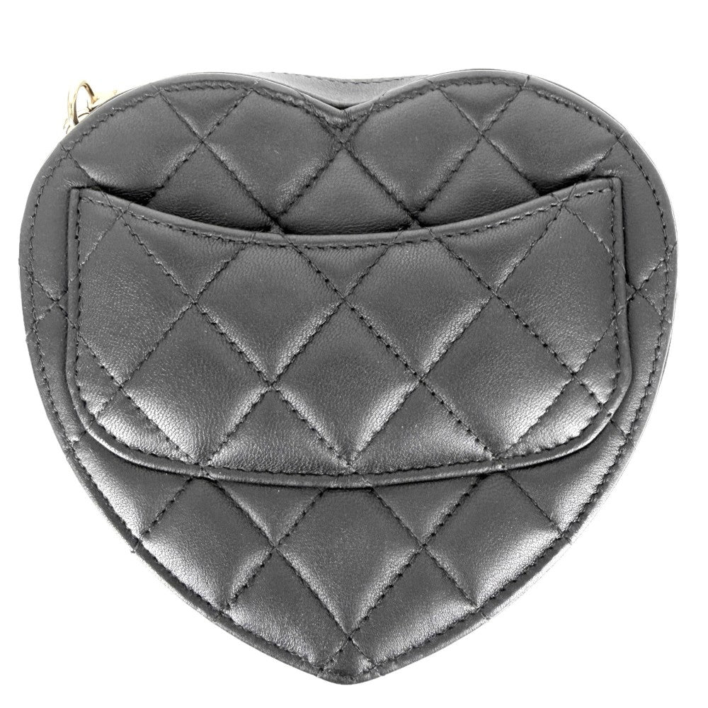CHANEL シャネル ショルダーバッグ マトラッセ ハート ココマーク 小さめ ラムスキン ブラック 黒 ゴールド金具 レディース【中古品】