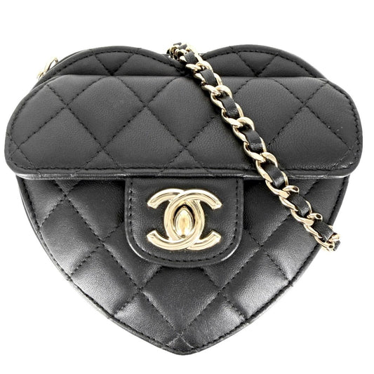 CHANEL シャネル ショルダーバッグ マトラッセ ハート ココマーク 小さめ ラムスキン ブラック 黒 ゴールド金具 レディース【中古品】