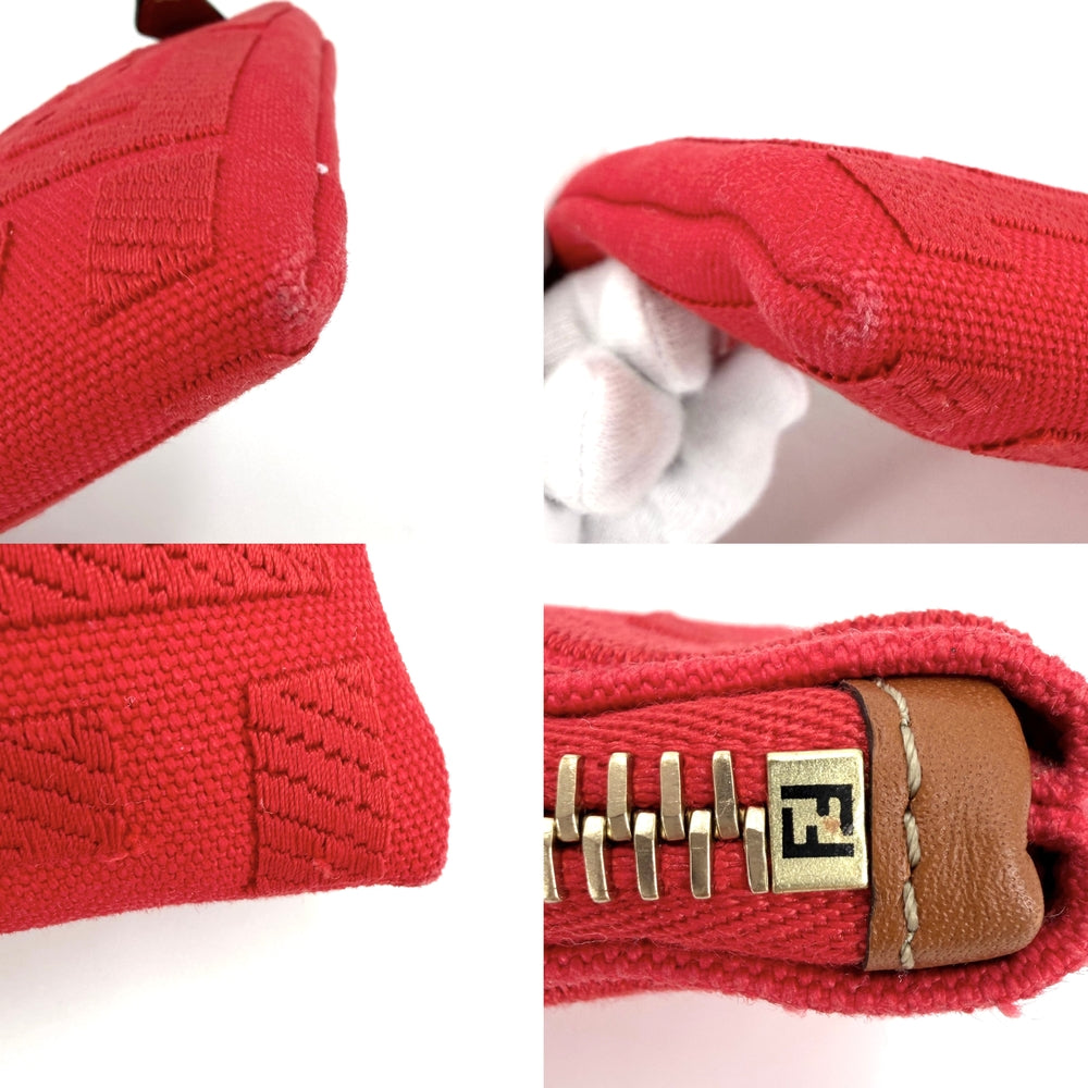 FENDI フェンディ ポーチ ズッカ メイクポーチ 化粧ポーチ 小物入れ 8N0148 キャンバス レザー レッド 赤 ゴールド金具 レディース【中古品】
