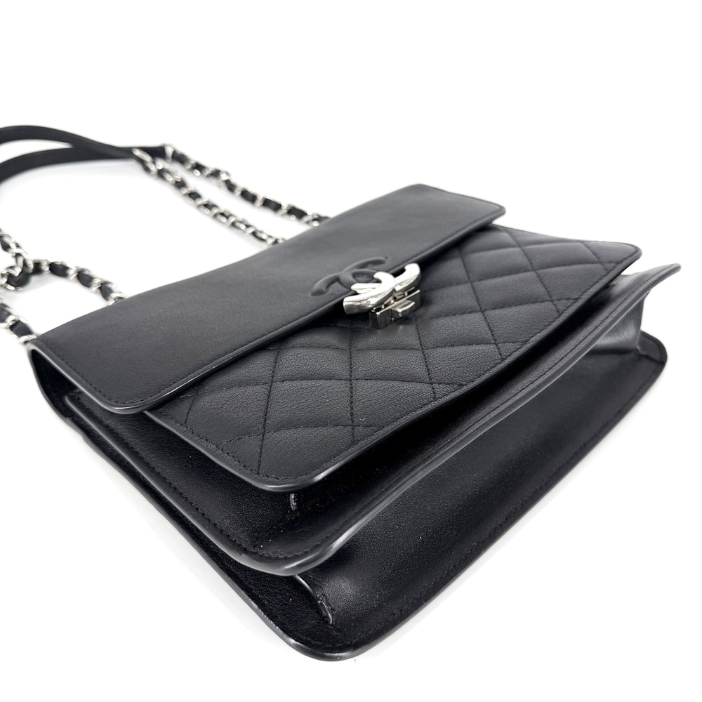 CHANEL シャネル ショルダーバッグ マトラッセ ココマーク ダブルチェーン レザー ブラック 黒 シルバー金具 レディース【中古品】