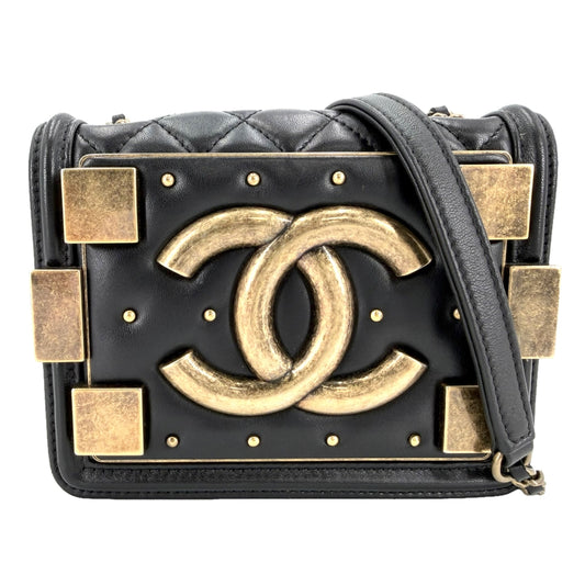 CHANEL シャネル ショルダーバッグ マトラッセ ボーイブリック チェーンショルダー ココマーク ラムスキン ブラック 黒 マットゴールド金具 レディース【中古品】