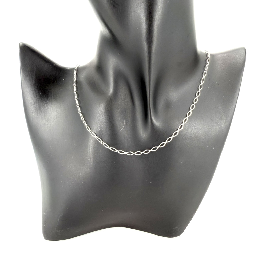 TIFFANY&Co. ティファニー ネックレス オーバルリンク チェーン ジュエリー アクセサリー 18金WG Au750 K18ホワイトゴールド シルバー金具 レディース 約3.0g【中古品】