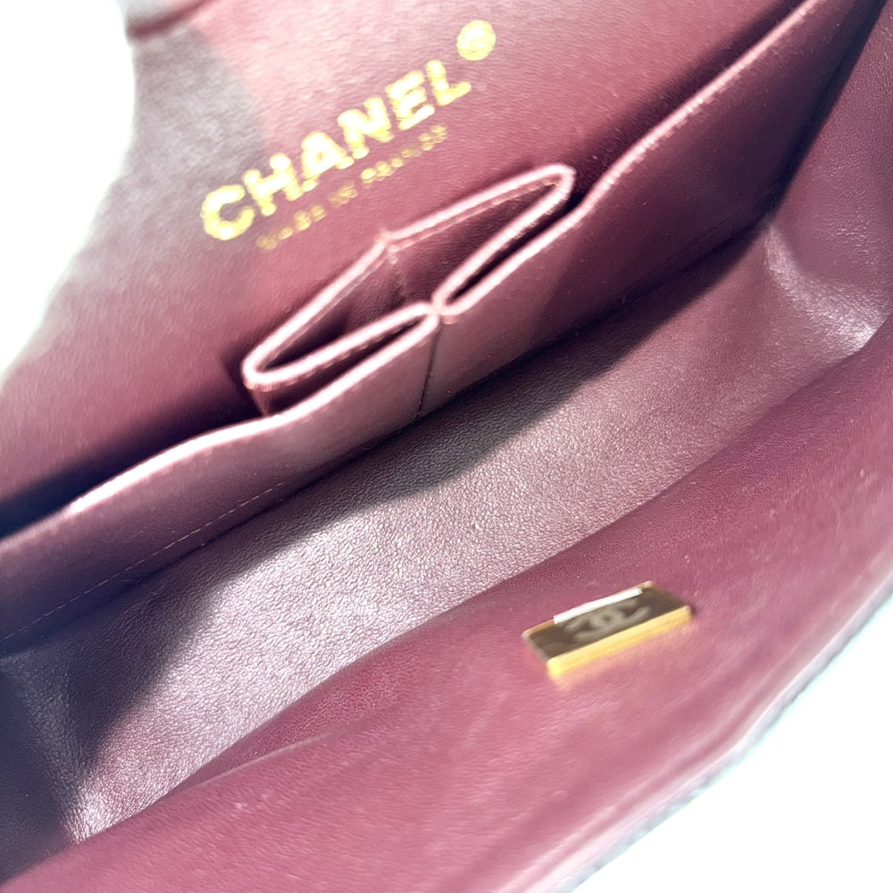 CHANEL シャネル ショルダーバッグ マトラッセ23 ダブルチェーン ダブルフラップ ココマーク ターンロック キャビアスキン ブラック 黒 ゴールド金具 レディース【中古品】