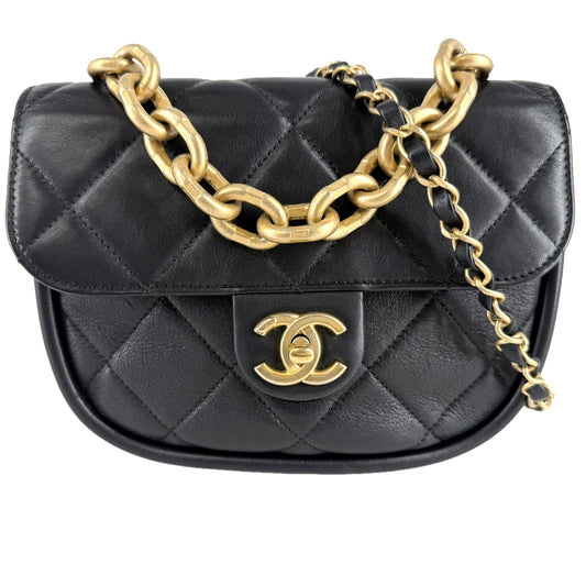 CHANEL シャネル 2WAY マトラッセ ハンドバッグ チェーンショルダーバッグ ココマーク ラムスキン ブラック 黒 ゴールド金具 レディース【中古品】